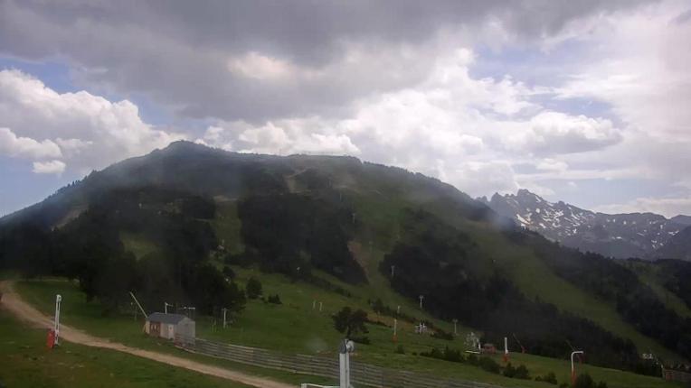 Webcam Ax 3 Domaines: Saquet 2000m