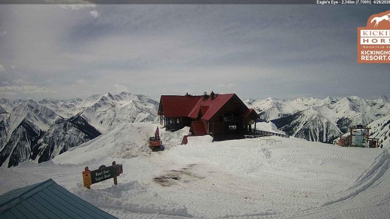 Webcam Kicking Horse: Eagles Eye Restaurant