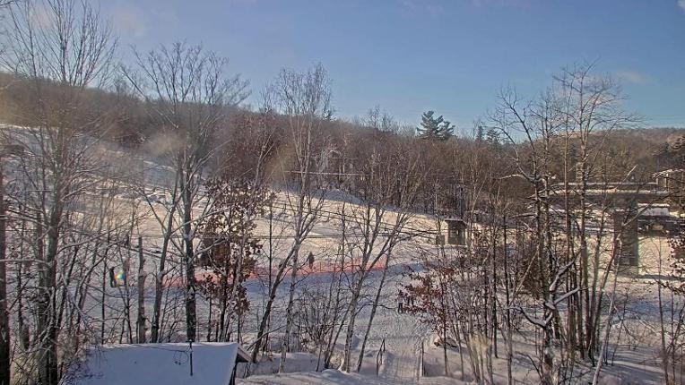 Webcam Camp Fortune: Valley