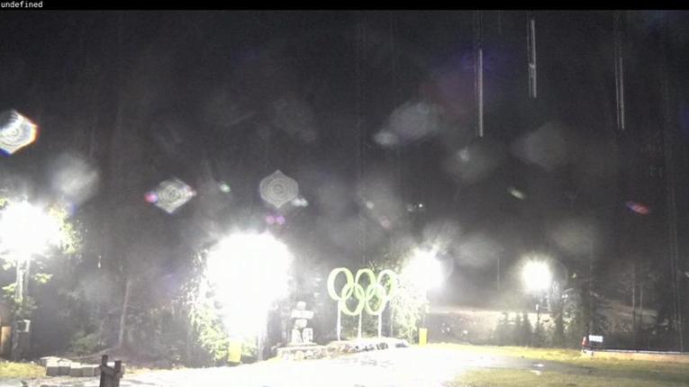 Webcam Cypress Mountain: Olympic Plaza