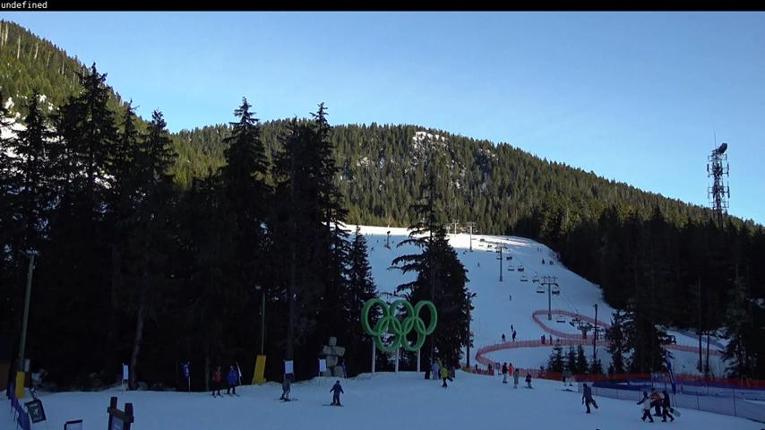 Webcam Cypress Mountain: Olympic Plaza