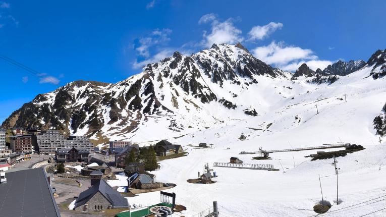 Webcam Grand Tourmalet: La mongie village - 1750m