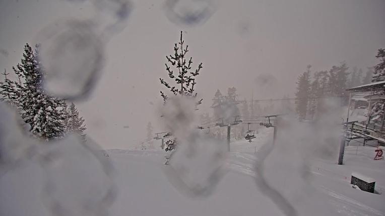 Webcam Heavenly: Top of tram