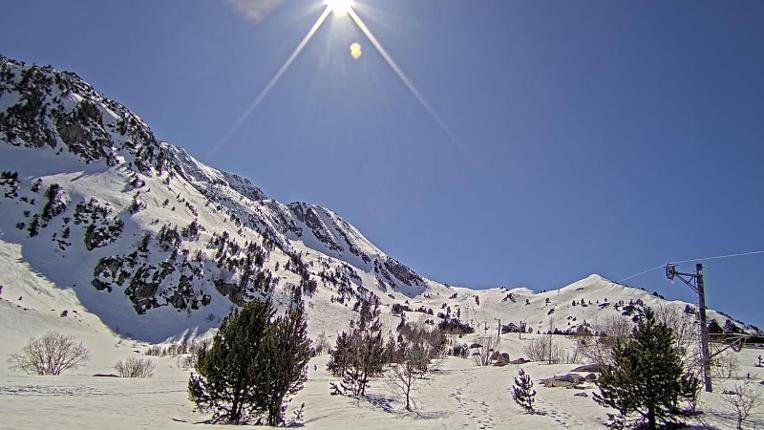 Webcam Porté Puymorens: Arrivee telesiege Estagnol