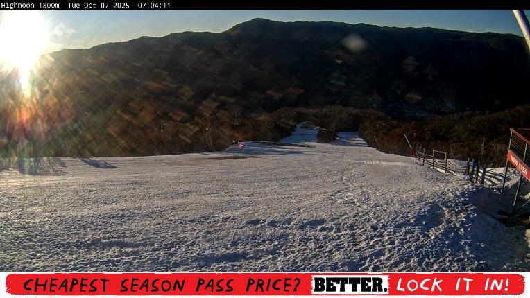 Webcam Thredbo: High Noon